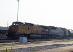 UP 9400 leads a CSX train southbound